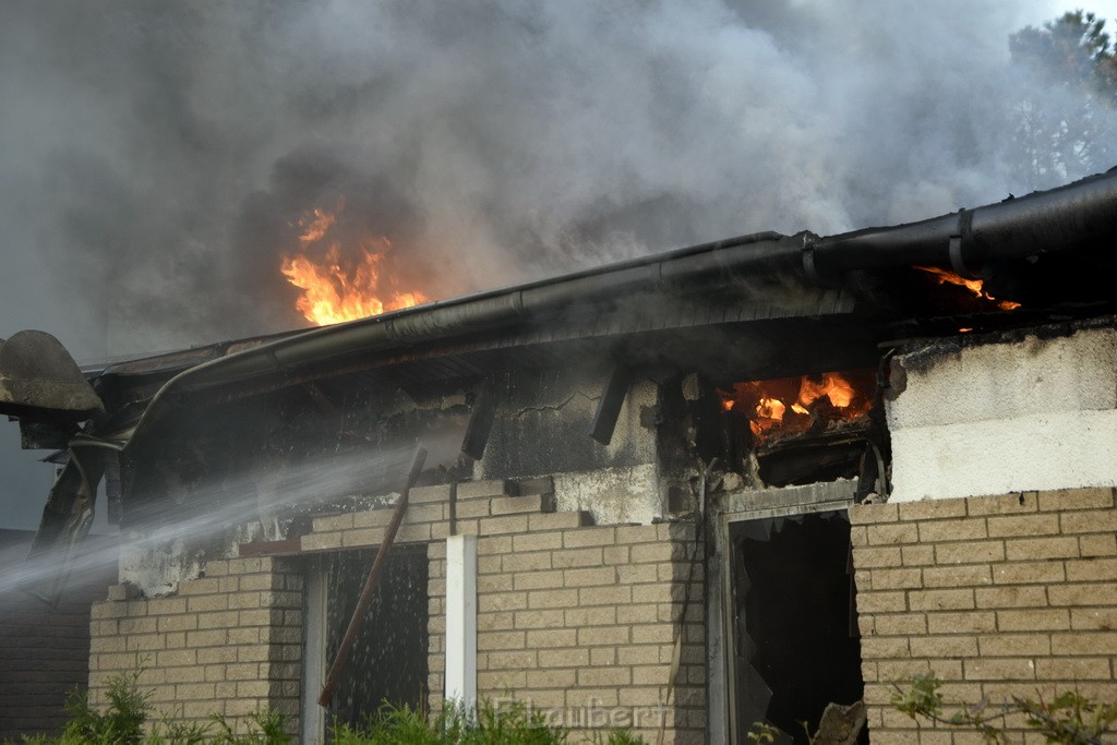 Feuer 2 Y Explo Koeln Hoehenhaus Scheuerhofstr P1736.JPG - Miklos Laubert